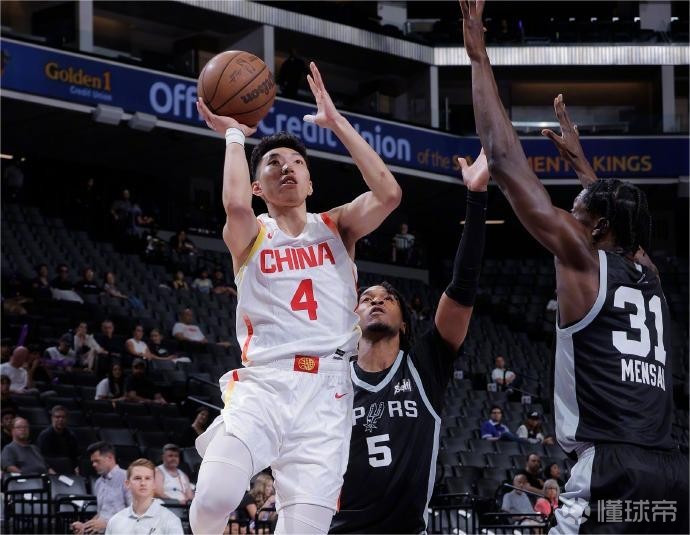 法甲战报：李刚仁、内维斯破门，巴黎3-0勒阿弗尔